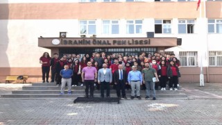 Mustafakemalpaşa Belediyesinden YGSye hazırlanan öğrencilere destek