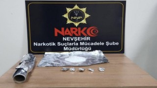 Nevşehirde 2 uyuşturucu taciri tutuklandı