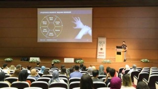 NEVÜde ‘Geleceğini Uyuşturma semineri düzenlendi