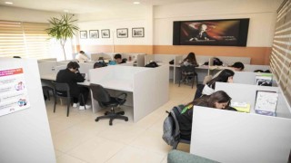 Öğrenci Çalışma Merkezi, öğrencilere konforlu bir ortam sağlıyor