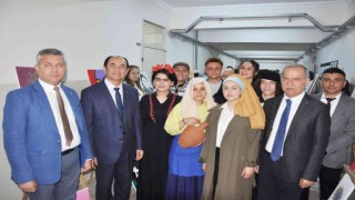 Öğrenciler dünyaca ünlü ressamları canlandırdı