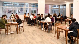 Öğrencilere yemek desteği sürüyor