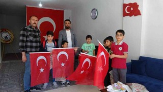 Öğrencilerin gazi ve şehit yakınlarıyla tanışma isteği polis tarafından yerine getirildi