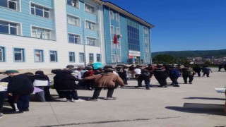 Öğretmen adayları matematiği sevdirmek için şenlik yaptı
