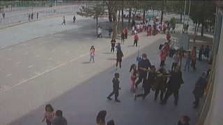 Öğretmene şiddet kamerada