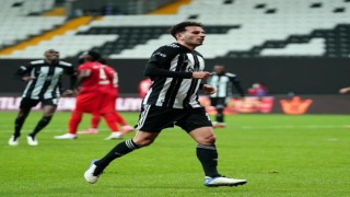 Oğuzhan Özyakup, Beşiktaşa veda etti