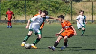 Okul sporları futbol yıldızlar kız ve erkek Türkiye şampiyonası Manisada başladı