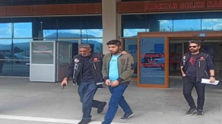Otobüste eroin ile yakalandı