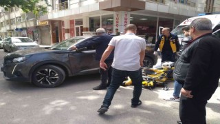 Otomobil ile motosiklet çarpıştı: 1 yaralı