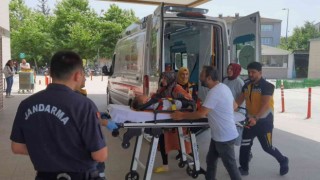 Otomobilin çarptığı çocuk ağır yaralandı