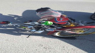 Otomobille çarpışan motosikletin sürücüsü yaralandı