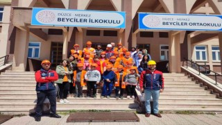 Özel öğrencilere farkındalık eğitimi