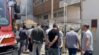 Pendikte iş yerinin elektrik panosunda çıkan yangın paniğe neden oldu