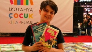 Rektör Kazım Uysaldan Çocuk Kitap Şenliğine destek