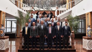 Rektör Kazım Uysaldan Kırgızistanın Manas Üniversitesine ziyaret