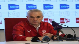 Rıza Çalımbay: “Tek hedefimiz final maçını kazanmak”