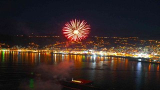 Rize Belediyesinden havai fişekli 19 Mayıs kutlaması