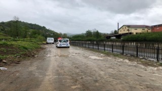 Rizede 23 yaşındaki genç yol kenarında ölü bulundu