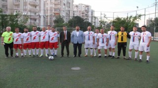 Sağlık çalışanları futbol turnuvasında buluştu