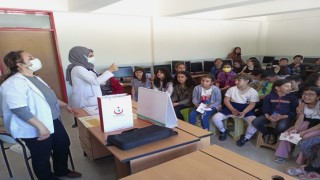 Sağlık ekiplerinden kene bilgilendirmesi