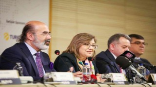 Şahin Uluslararası İş Formu Basın Toplantısında konuştu