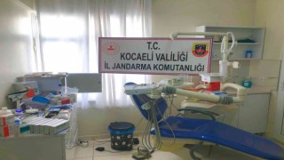 Sahte dişçi, muayenehanesinde suçüstü yakalandı