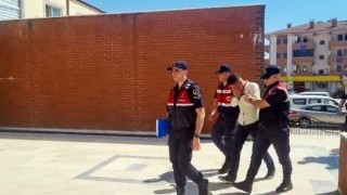 Sakaryadan motosiklet çalan hırsızlar Bilecikte yakalandı