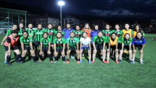 Şampiyon Horozkentspor, Fransa yolcusu