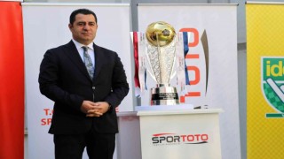 Şampiyon Trabzonsporun kupası teslim edilmek üzere TFFye gönderildi