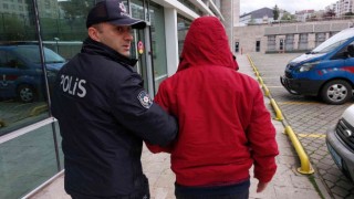 Şampiyonluk kutlamalarında aracıyla bir kişiye kasıtlı çaptığı iddia edilen sürücü gözaltına alındı