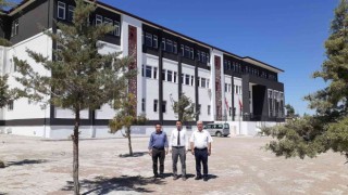 Samsatta öğrenciler konteyner sınıflarından kurtuldu