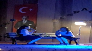 Sararmış Yapraklar müzikli şiir dinletisi düzenlendi