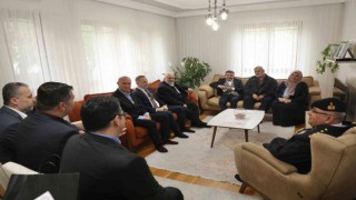 Şehit ailelerine bayram ziyareti