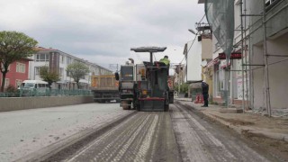 Şehrin farklı noktalarında asfalt çalışması