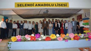 Selendide Anadoluda Bir Bahar Akşamı şiir dinletisi