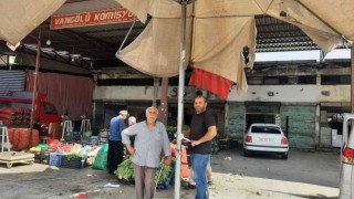 Şemsiye ile uçan adam uzay yolculuğuna aday