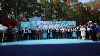 Şenliklerle açılan yeni sosyal tesiste yok yok
