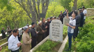 Seyyit Taha-i Hakkari türbesi vatandaşların akınına uğradı