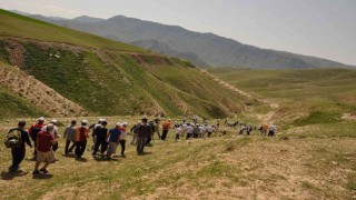 Siirtte 3 bin 500 yıllık tarihi akabe yolunda doğa yürüyüşü