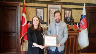 Sındırgı Belediyesine Engelliler Haftasında anlamlı belge