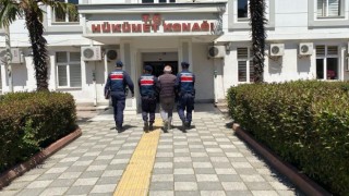 Sinopta farklı suçlardan aranan 3 kaçak tutuklandı