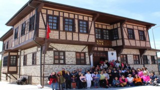 Sivrihisarlılar ilçelerin tarihi mekânlarını gezdiler