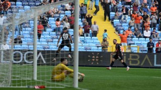 Spor Toto 1. Lig: Adanaspor AŞ: 1 - Boluspor: 1 (İlk yarı)