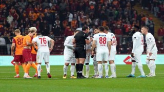 Spor Toto Süper Lig: Galatasaray: 1 - Sivasspor: 0 (Maç devam ediyor)