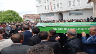 Suşehri Belediye Başkanı Yükselin annesi son yolcuğuna uğurlandı