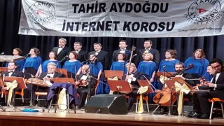 ‘Tahir Aydoğdu İnternet Korosu ilk konserini verdi