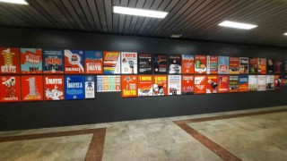 Taksim metrosunda “İstanbulun fethi” konulu eserin önü İBB tarafından kapatıldı