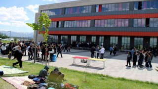 Tekden öğrencilerinden anlamlı hareket