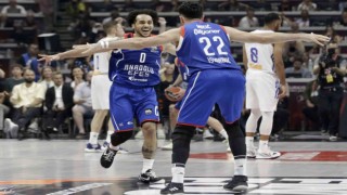 THY Euroleague final-four finalinde Anadolu Efes, Real Madridi 58-57lik skorla mağlup ederek şampiyon oldu.