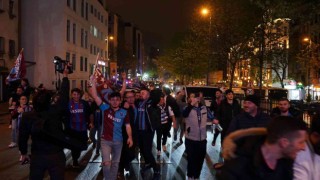 Trabzonspor taraftarı Taksime akın etti